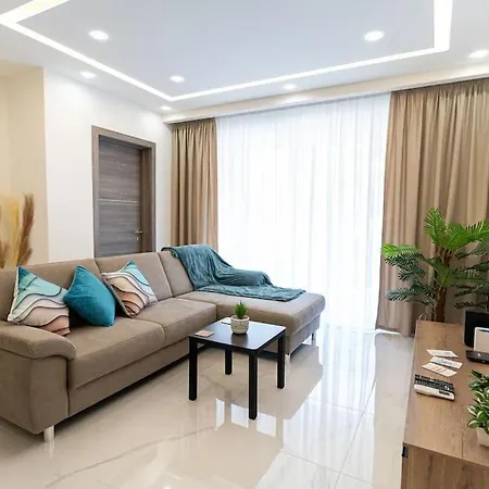 Luxury 3br In Marsascala With Balcony & Private Yard Marsaskala
