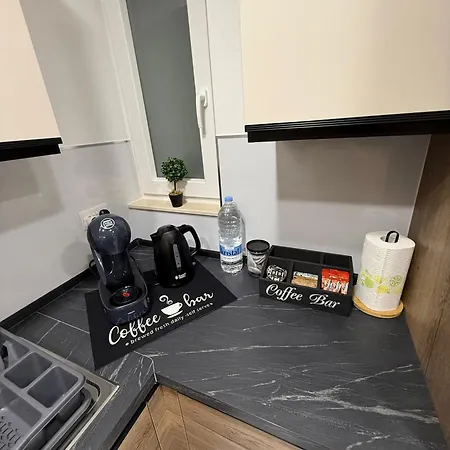 Comfortable With Garage And Outdoor Area, Sleeps 6, 10-minute Walk To The アパート マルサスカーラ