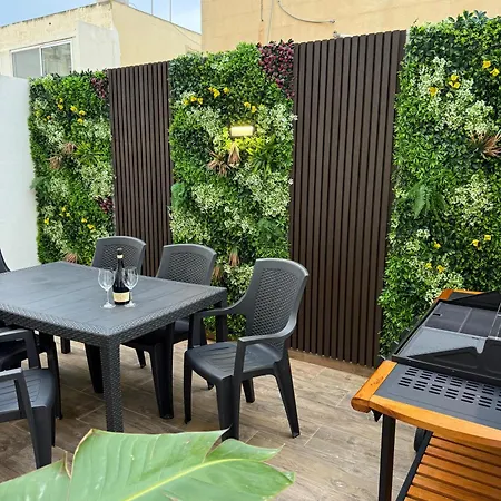 Daire Spielberg - Garage, Outdoor Area, Close To